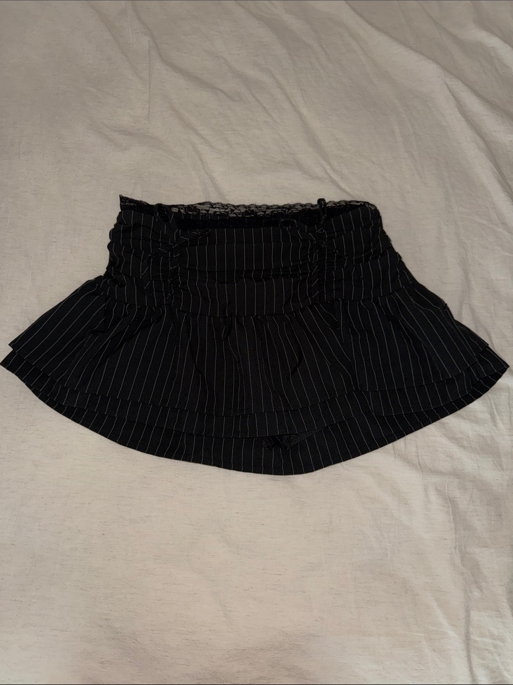 Low waist with lace detailing ruffle skirt